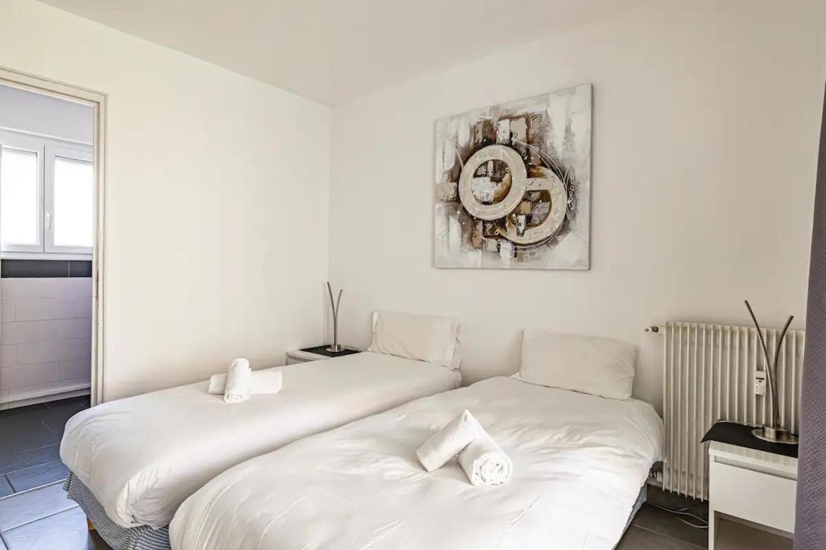 SAS MEREDITH location appartements CANNES centre-ville Extérieur photo